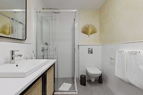 Dimitris Residence