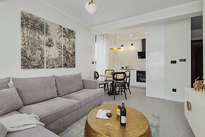 Dimitris Residence