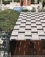 Dimitris Residence
