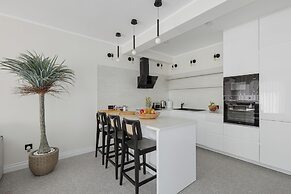 Dimitris Residence