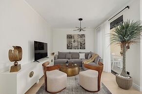Dimitris Residence