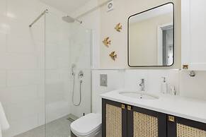 Dimitris Residence