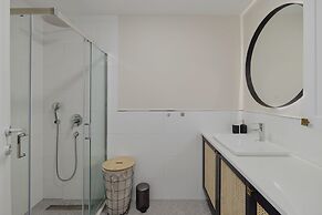 Dimitris Residence