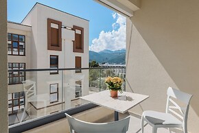 Dimitris Residence
