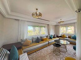 Luxurious Duplex in a Peaceful Resort