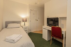 Ricky Road Guest House