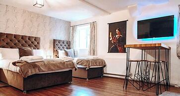 Ricky Road Guest House