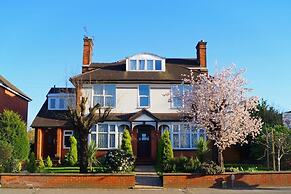 Ricky Road Guest House