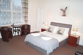 Ricky Road Guest House