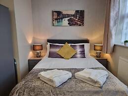 Ricky Road Guest House