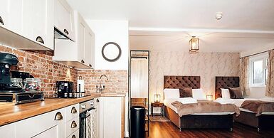 Ricky Road Guest House