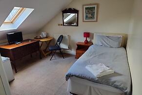 Ricky Road Guest House