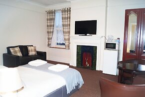 Ricky Road Guest House