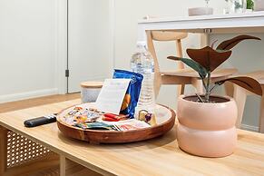 Smart Suites Self Check-in Apartments - 144 Dixon