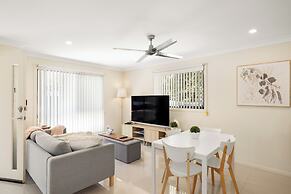 Smart Suites Self Check-in Apartments - 144 Dixon