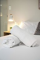 Smart Suites Self Check-in Apartments - 144 Dixon