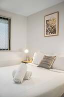 Smart Suites Self Check-in Apartments - 144 Dixon