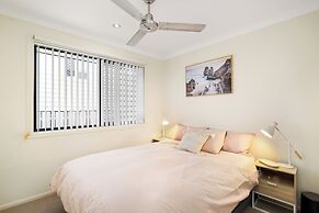 Smart Suites Self Check-in Apartments - 144 Dixon