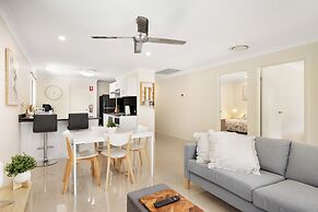 Smart Suites Self Check-in Apartments - 144 Dixon