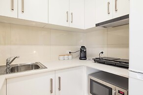 Smart Suites Self Check-in Apartments - 144 Dixon