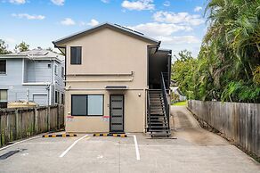 Smart Suites Self Check-in Apartments - 144 Dixon