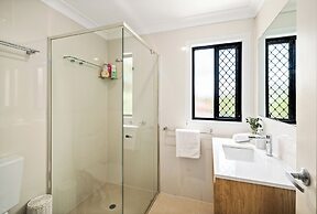 Smart Suites Self Check-in Apartments - 144 Dixon