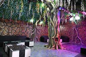 Jungle Resort