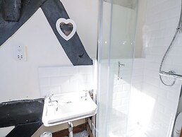 Wyre Court Cottage