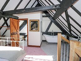 Wyre Court Cottage
