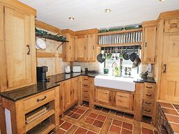 Wyre Court Cottage
