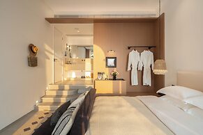 Miyue Roman Holiday Bubble Pool hotel