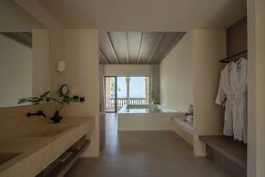Miyue Roman Holiday Bubble Pool hotel