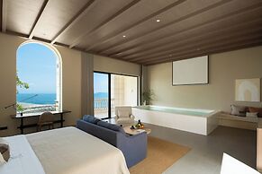 Miyue Roman Holiday Bubble Pool hotel