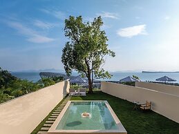 Miyue Roman Holiday Bubble Pool hotel