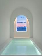 Miyue Roman Holiday Bubble Pool hotel