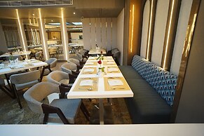 Hotel Square S