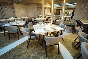 Hotel Square S