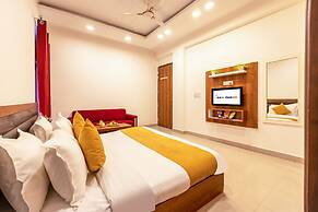 Hotel the classic inn noida sec 70