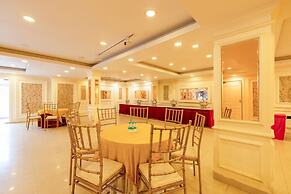Hotel the classic inn noida sec 70