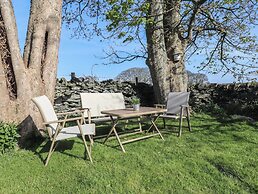 5 Stad Clynnog