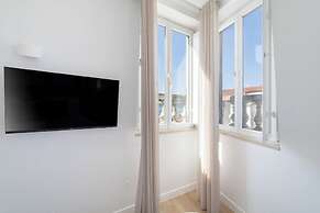 Lapa Diplomatic Suite&Flat by FeelLisboa