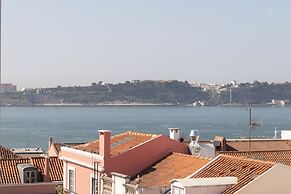 Lapa Diplomatic Suite&Flat by FeelLisboa
