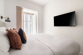 Lapa Diplomatic Suite&Flat by FeelLisboa