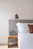 Lapa Diplomatic Suite&Flat by FeelLisboa