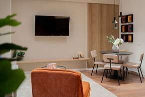 Modern Spacious 2BR Steps to Cismigiu Gardens