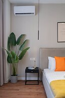 Modern Spacious 2BR Steps to Cismigiu Gardens