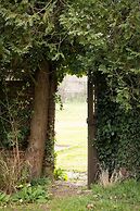 Country Retreat - Sleeps 14 - Large Garden