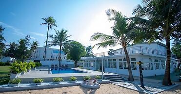 Manara Beach Resort