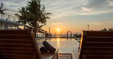 Manara Beach Resort