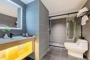 Star Season Hotel